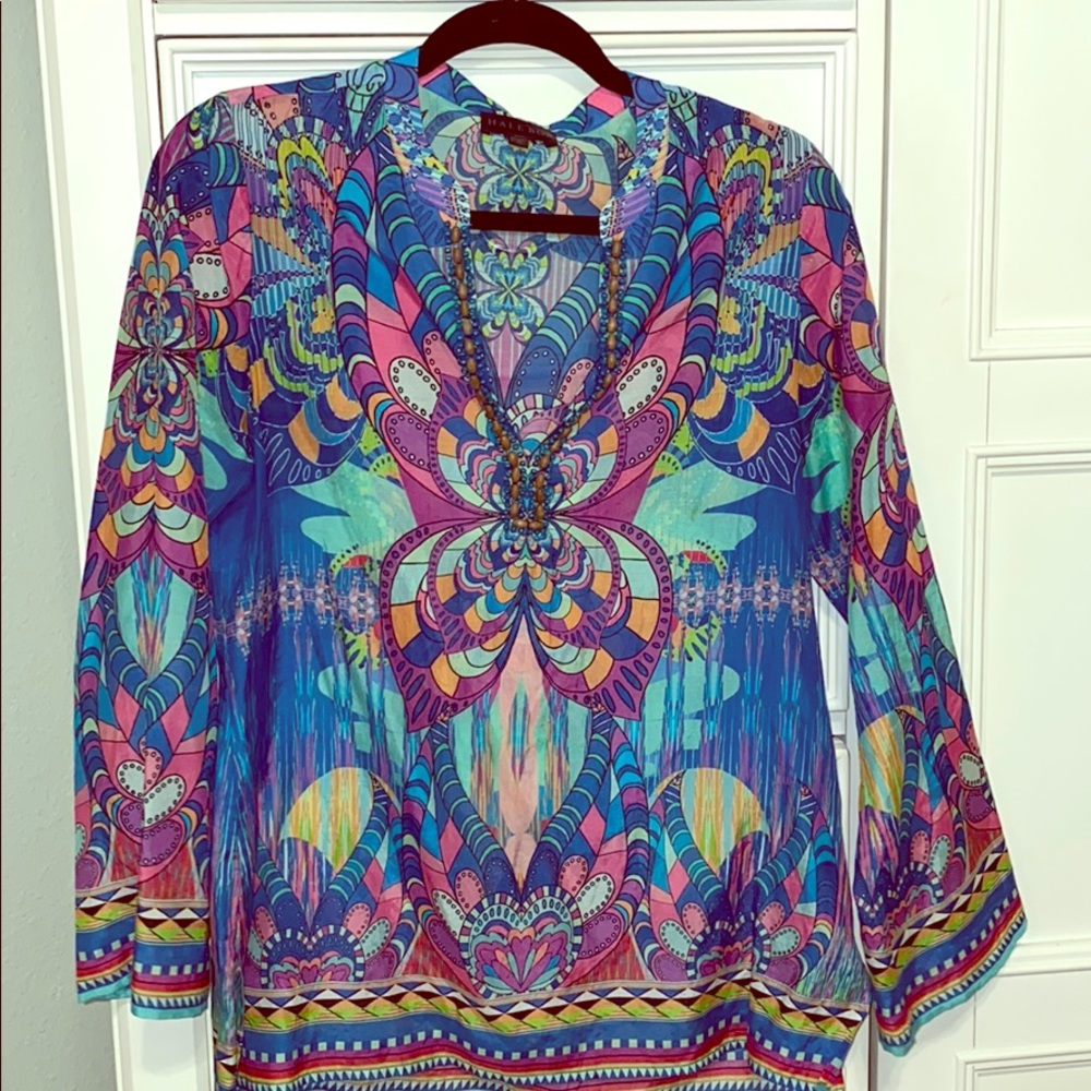 Gorgeous Hale Bob top